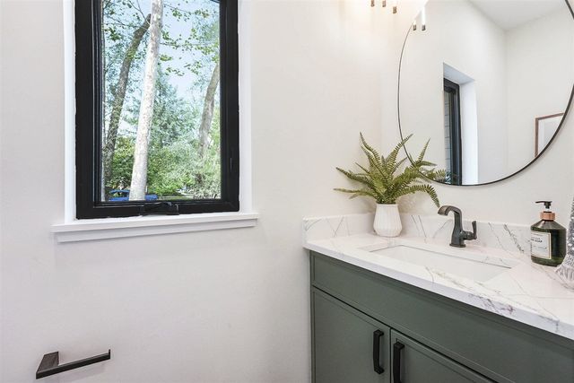 2335 Elinor Lane 4B, Grand Rapids, MI 49506