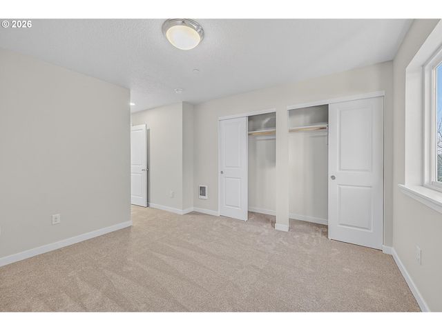 9265 E Burnside St, Portland, OR 97216