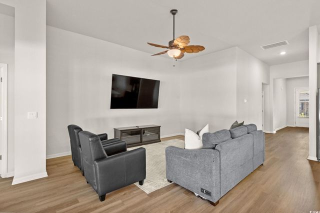 1016 Chester Glen Ct., Myrtle Beach, SC 29579