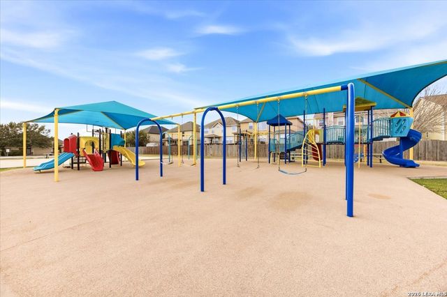 116 Cowboy Trl, Cibolo, TX 78108