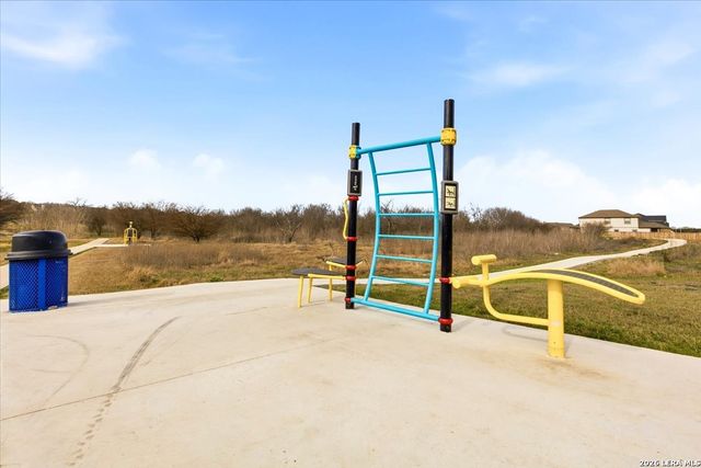 116 Cowboy Trl, Cibolo, TX 78108