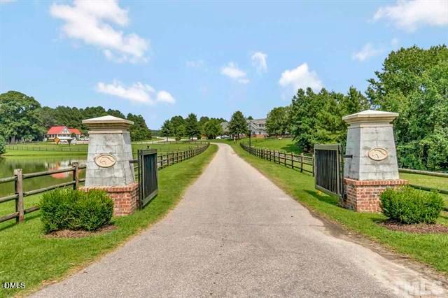 95 Pistoia Drive, Clayton, NC 27527