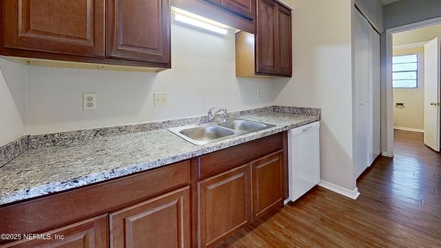 477 CRABAPPLE Court C, Orange Park, FL 32073