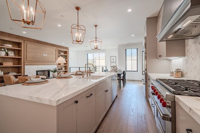 4128 University Boulevard 2, University Park, TX 75205