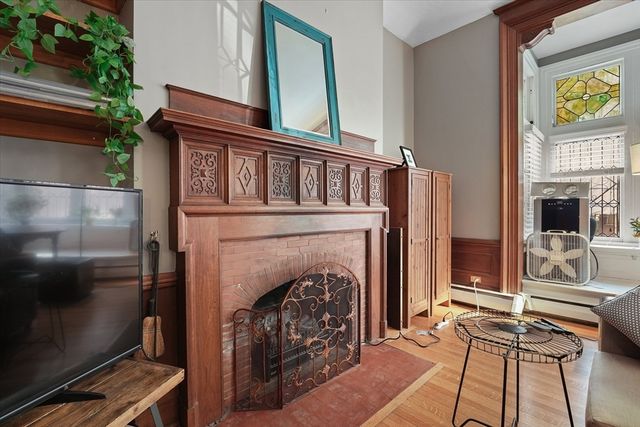 351 Beacon St 4, Boston, MA 02116