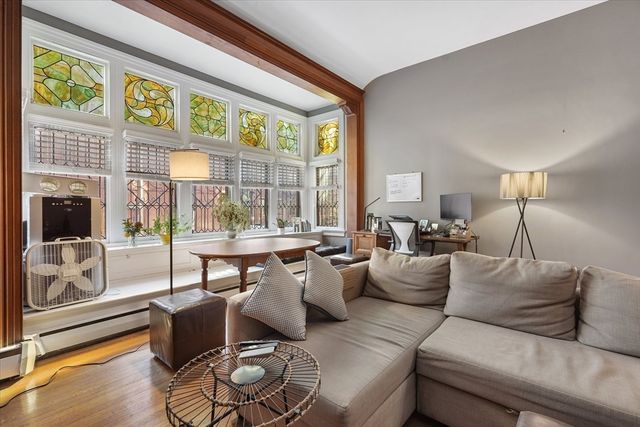 351 Beacon St 4, Boston, MA 02116