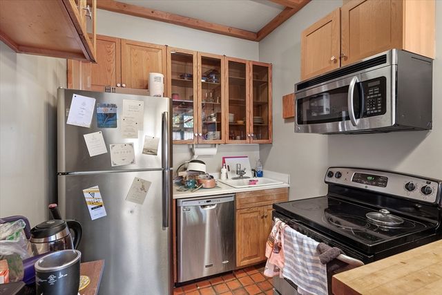 351 Beacon St 4, Boston, MA 02116