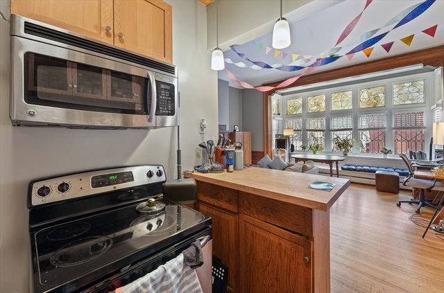 351 Beacon St 4, Boston, MA 02116