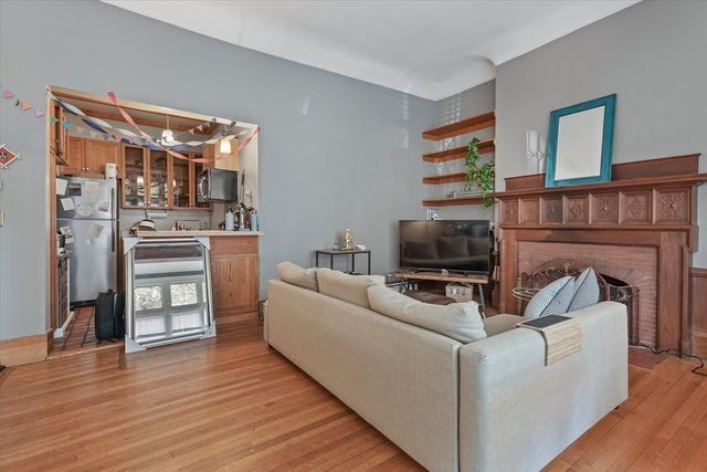 351 Beacon St 4, Boston, MA 02116