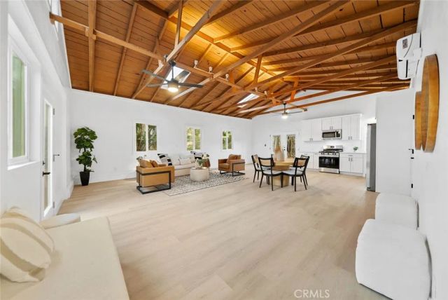 1810 32nd Street, San Diego, CA 92102