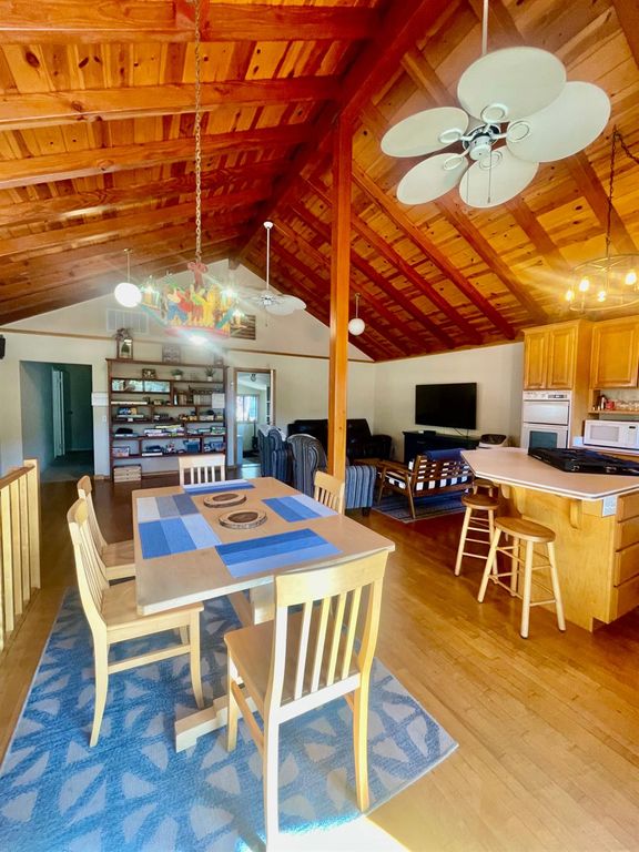 Image 12 of property listing at 54825 Willow Cove, Bass Lake, CA 93604
