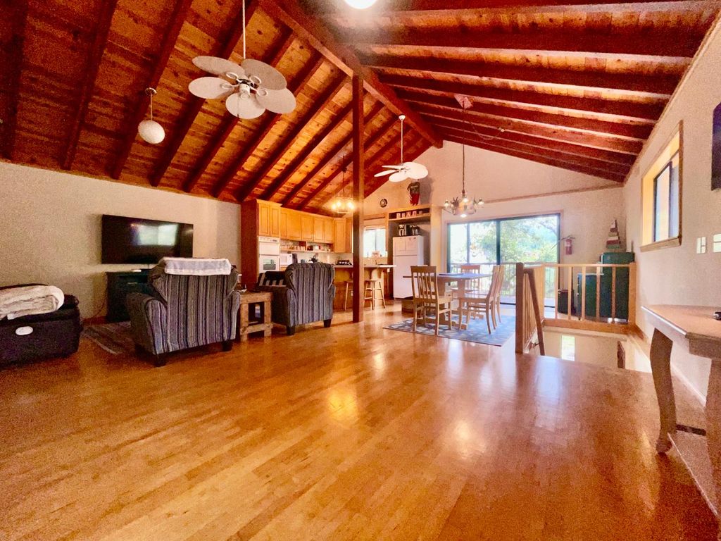 Image 8 of property listing at 54825 Willow Cove, Bass Lake, CA 93604