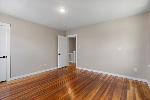 350 Ridgewood Ave, West View, PA 15229