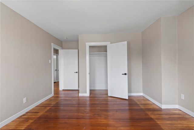 350 Ridgewood Ave, West View, PA 15229