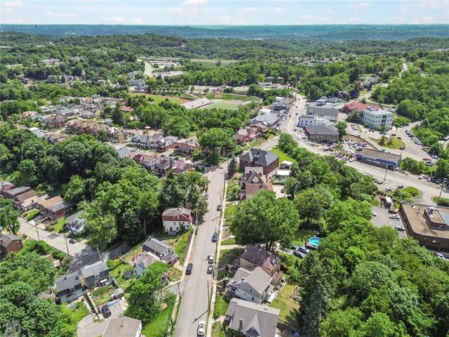 350 Ridgewood Ave, West View, PA 15229