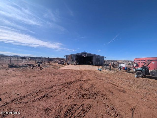 3080 W 8th South Place, St Johns, AZ 85936