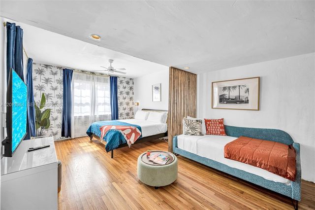 7643 Harding Ave, Miami Beach, FL 33141