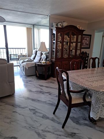 400 ISLAND WAY 1409, Clearwater Beach, FL 33767