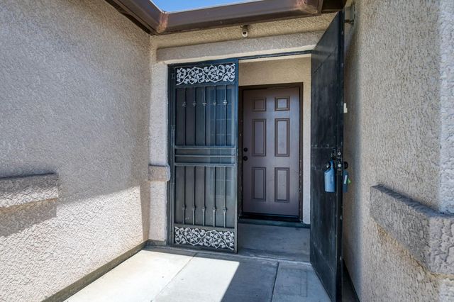 3308 N Gregory Avenue, Fresno, CA 93722