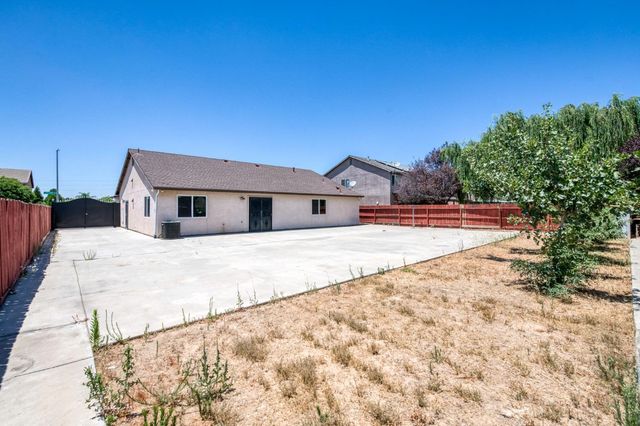 3308 N Gregory Avenue, Fresno, CA 93722