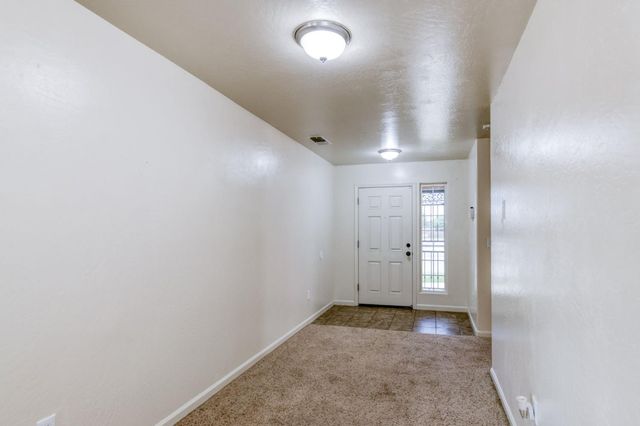 3308 N Gregory Avenue, Fresno, CA 93722