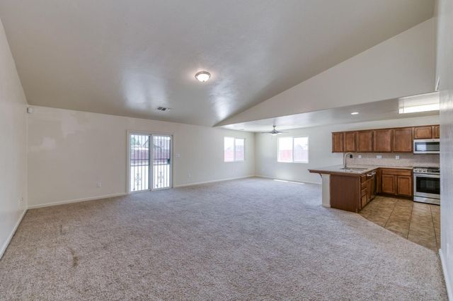 3308 N Gregory Avenue, Fresno, CA 93722