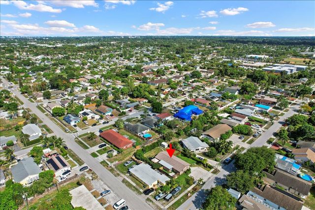 260 JENNINGS Avenue 262, Greenacres, FL 33463