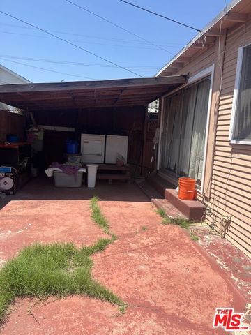 1346 W 61st Street, Los Angeles, CA 90044