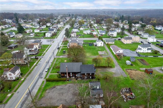 934 W Ridge, Sharpsville, PA 16150