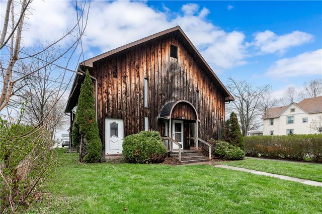 934 W Ridge, Sharpsville, PA 16150