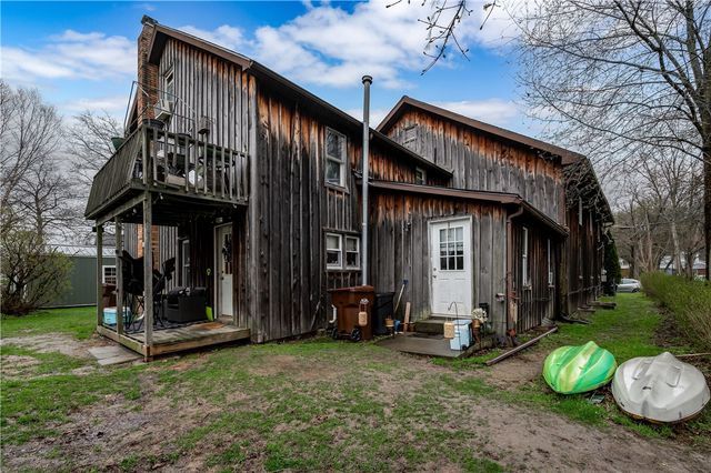 934 W Ridge, Sharpsville, PA 16150