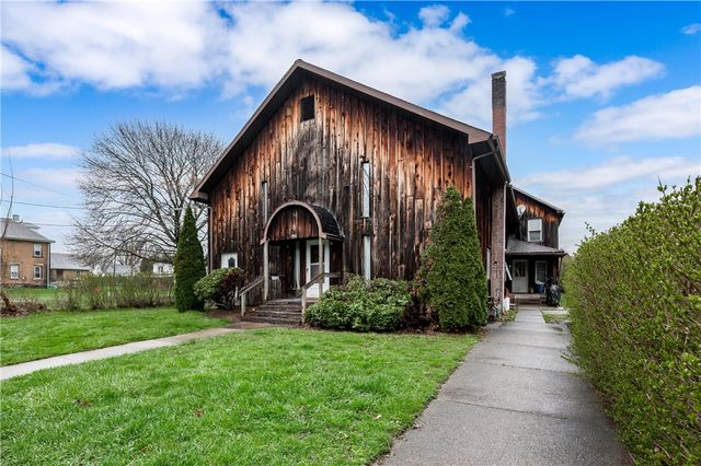 934 W Ridge, Sharpsville, PA 16150