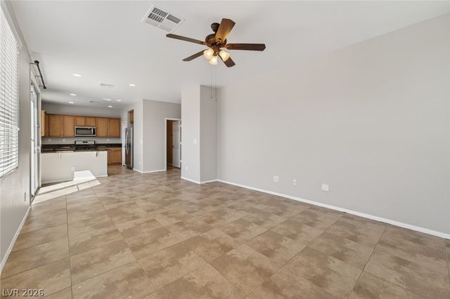 10527 Peach Creek Street, Las Vegas, NV 89179