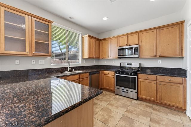 10527 Peach Creek Street, Las Vegas, NV 89179