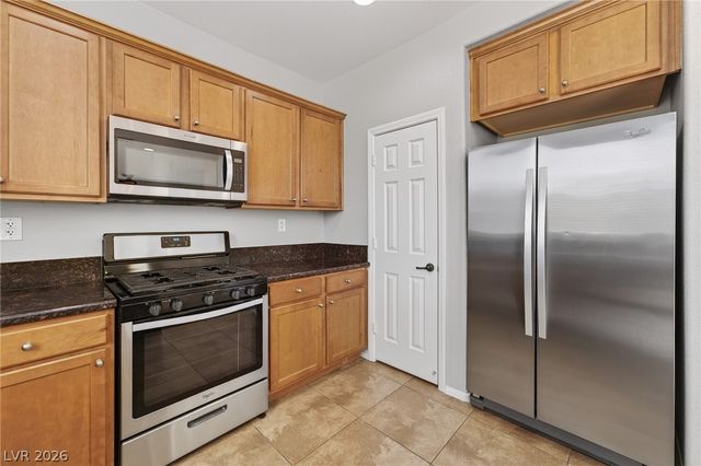 10527 Peach Creek Street, Las Vegas, NV 89179