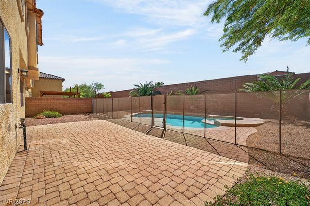 10527 Peach Creek Street, Las Vegas, NV 89179