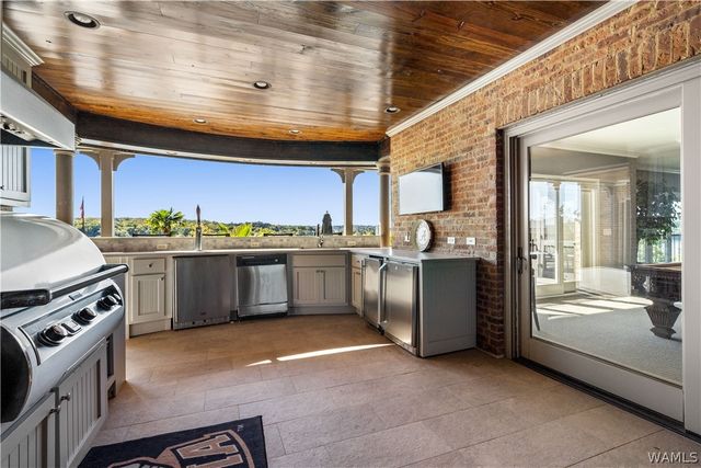 1231 Diamond Point, Tuscaloosa, AL 35406