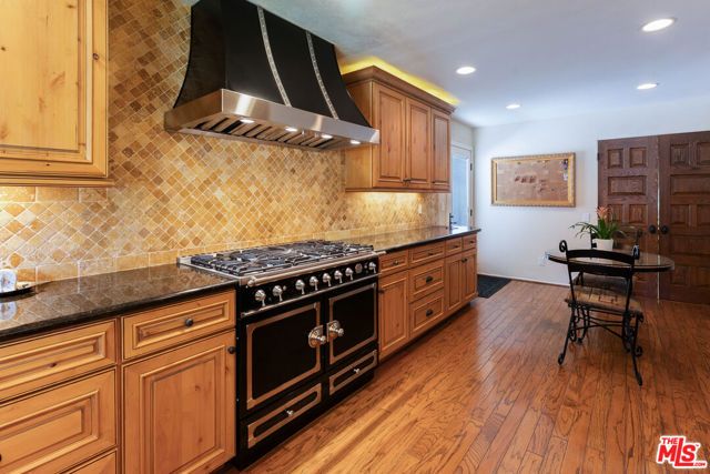 5041 Orrville Avenue, Woodland Hills (los Angeles), CA 91367