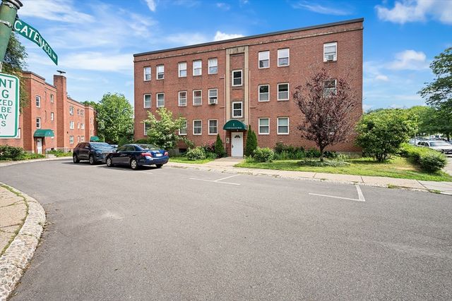 98 Morton St 57, Boston, MA 02130