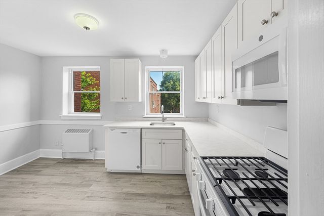 98 Morton St 57, Boston, MA 02130
