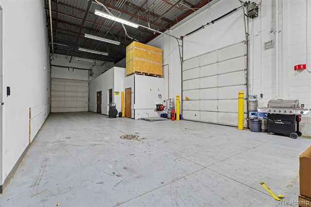 15120 N Commerce Drive, Dearborn, MI 48120