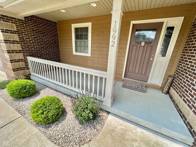 1992 Austin James Lane, Seymour, IN 47274