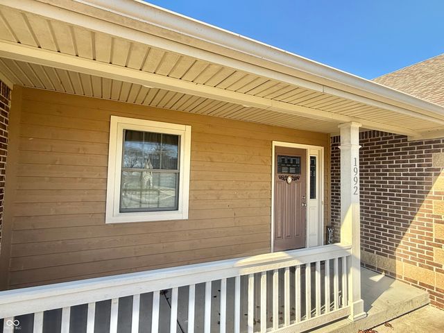 1992 Austin James Lane, Seymour, IN 47274