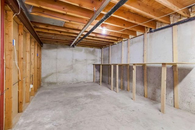 1305 NW Village Drive B, Blue Springs, MO 64015