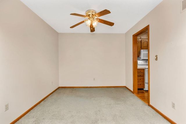 1305 NW Village Drive B, Blue Springs, MO 64015