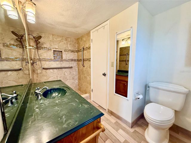 7607 VIENNA LANE, Port Richey, FL 34668