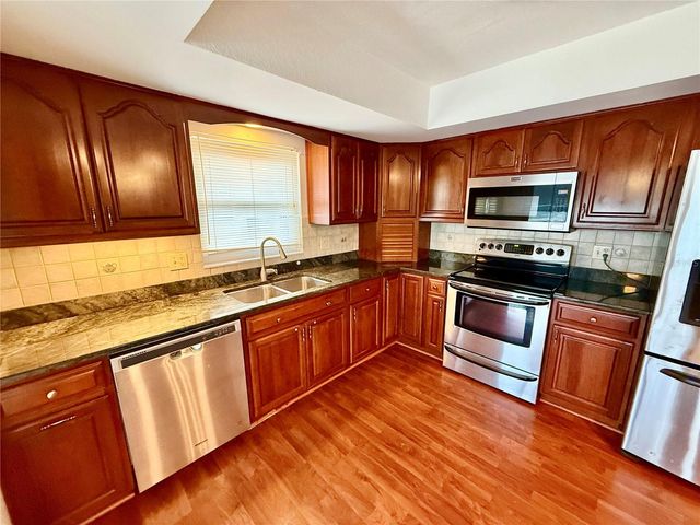 7607 VIENNA LANE, Port Richey, FL 34668