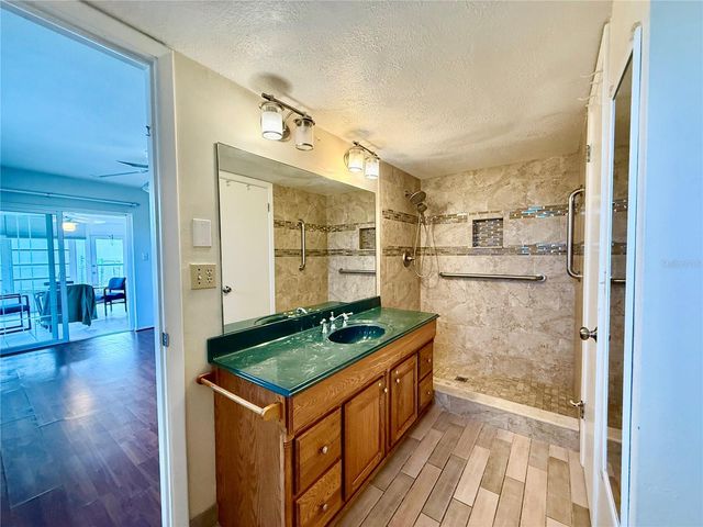 7607 VIENNA LANE, Port Richey, FL 34668
