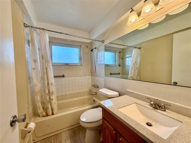 7607 VIENNA LANE, Port Richey, FL 34668