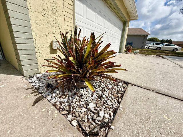 7607 VIENNA LANE, Port Richey, FL 34668